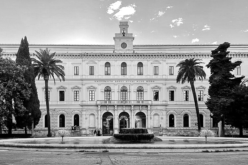 Il palazzo dell'Ateneo dell'Università di Bari, in piazza Umberto I